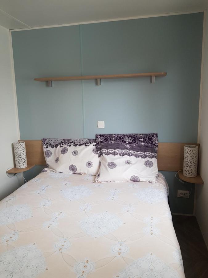 Mobil Home Maxi Confort Sur La Cote D'Azur Fréjus エクステリア 写真