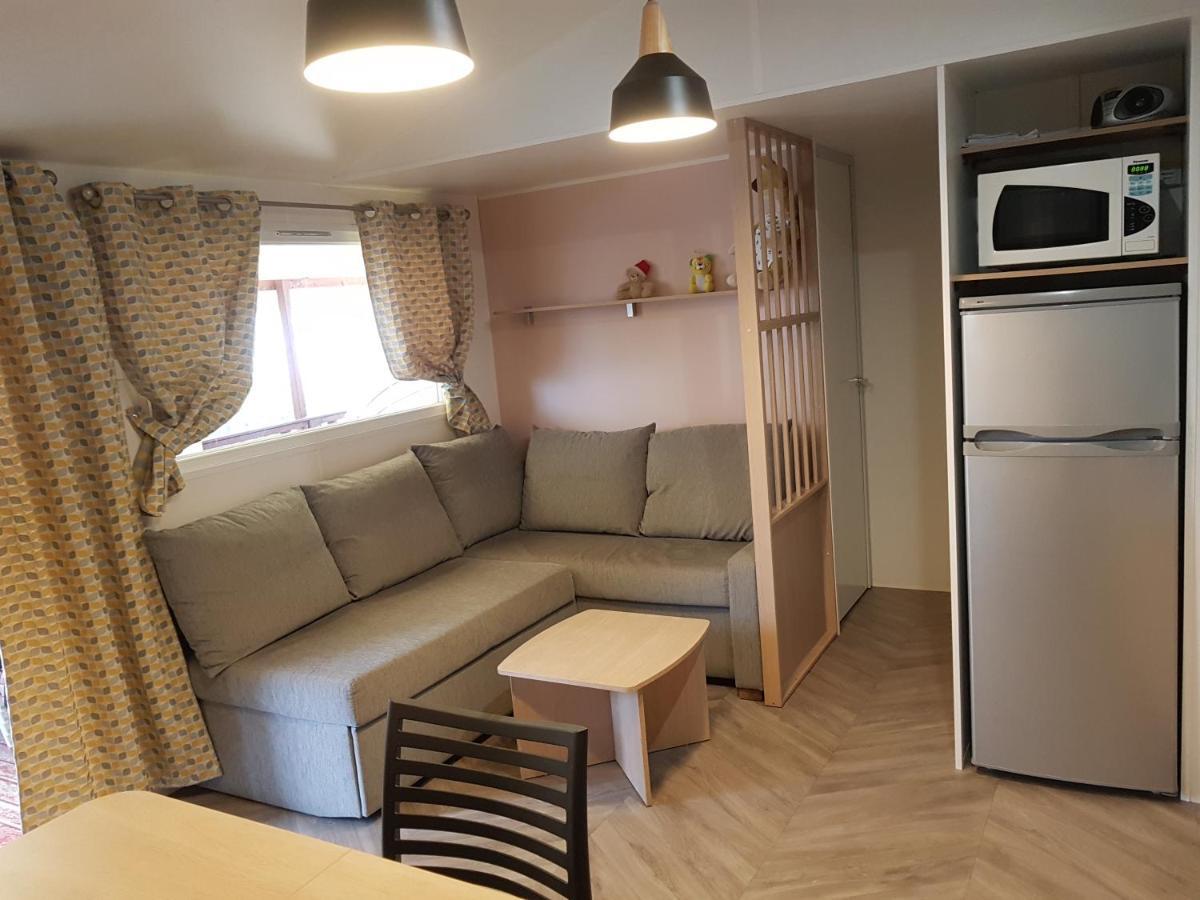 Mobil Home Maxi Confort Sur La Cote D'Azur Fréjus エクステリア 写真